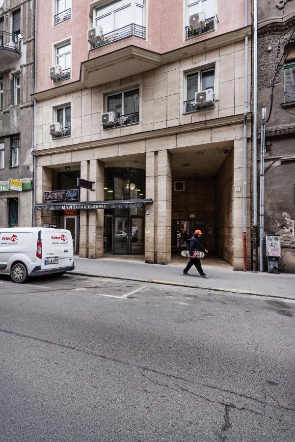 Appartement Downtown Charm With Balcony And Garden View *