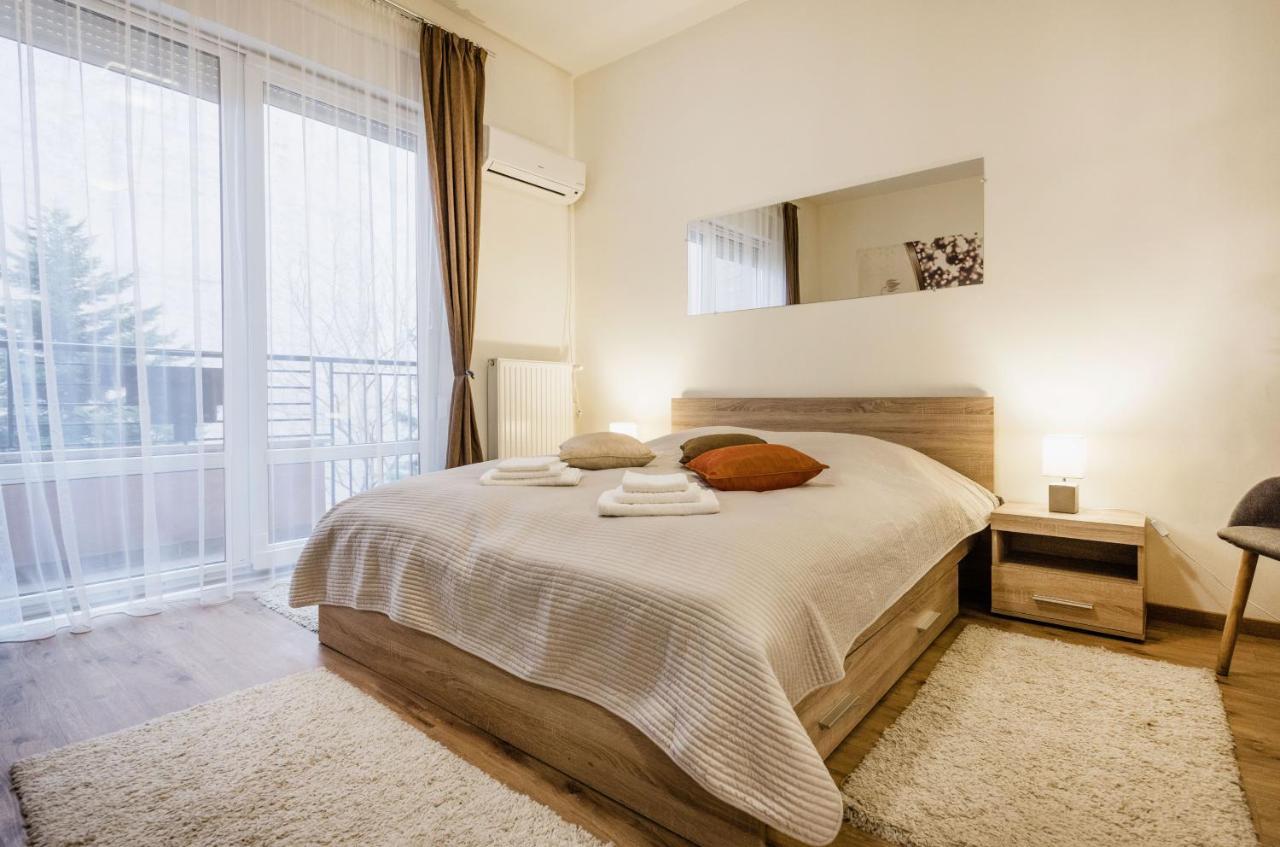 Downtown Charm With Balcony And Garden View Appartement