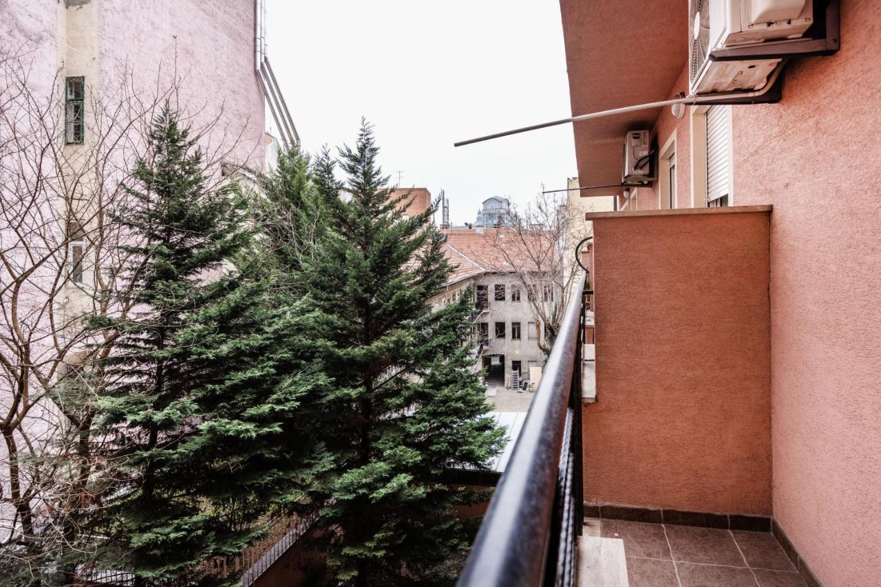 Appartement Downtown Charm With Balcony And Garden View *